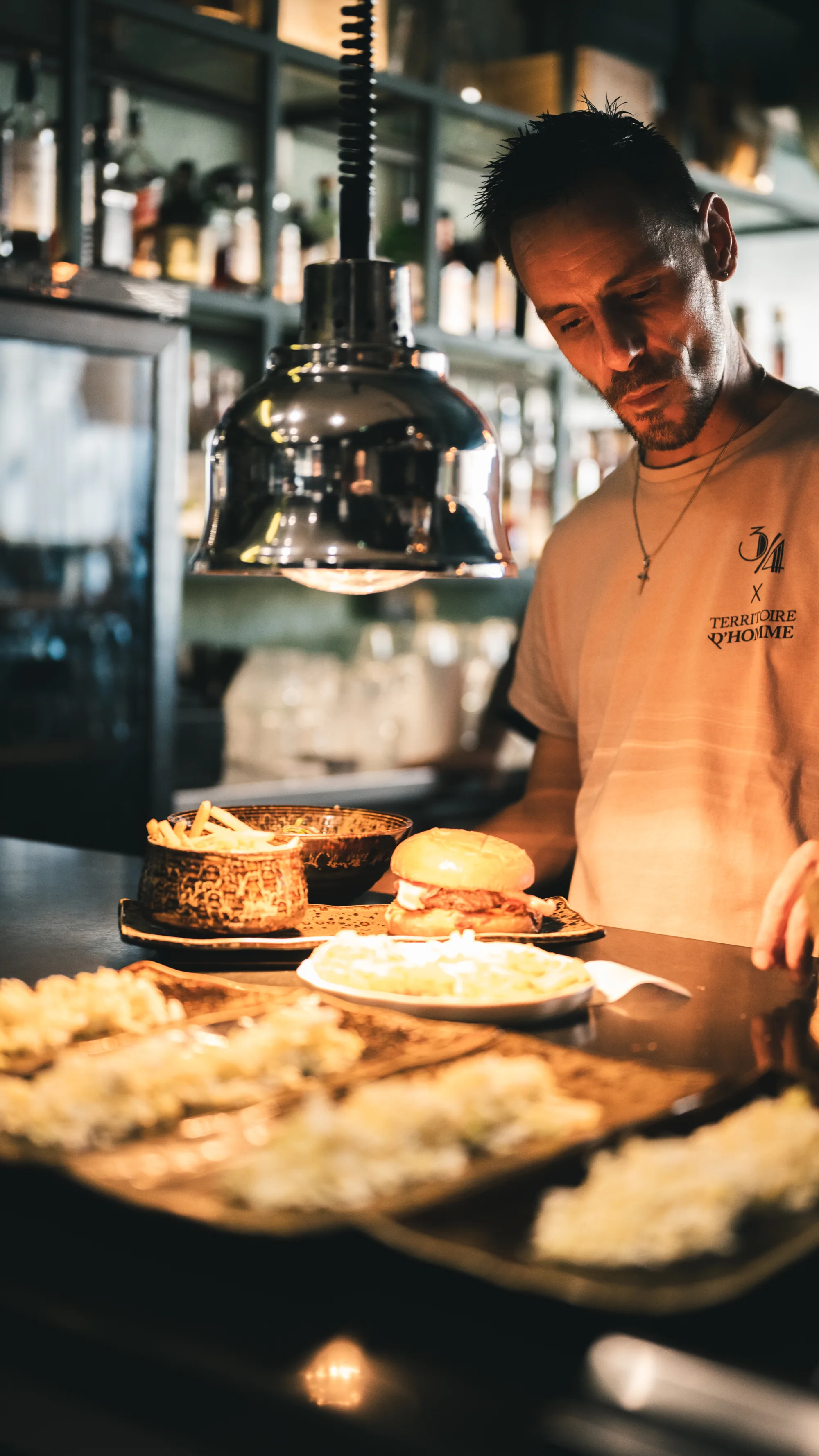 L'équipe en cuisine au passe